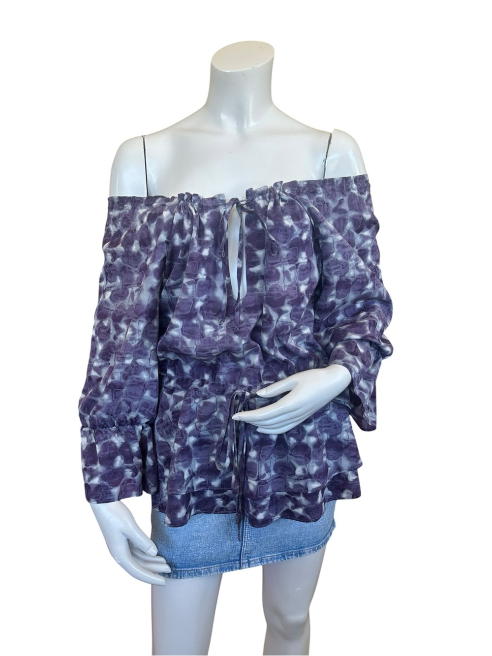 Alice + Olivia Camilla Off Shoulder Cinch Waist Keyhole Neck Purple Silk Blouse